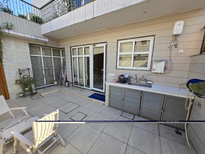 Balcony Image of 1800 Sq.ft 6 BHK Independent House for sale in Sector 44 Chandigarh for Rs. 115000000