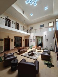 Hall Image of 6800 Sq.ft 5 BHK Independent House for sale in Sector 33 Chandigarh for Rs. 380000000