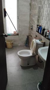 Image of 850 Sq.ft 2 BHK Apartment / Flat for sale in Refab Onyx Apartment Kunfayakun CHSL Building, Malad East, Mumbai for Rs. 17500000