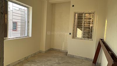 Bedroom Image of 700 Sq.ft 2 BHK Builder Floor for sale in Topsia Kolkata for Rs. 3655000
