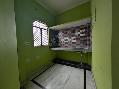 Kitchen Image of 750 Sq.ft 1 BHK Independent House for rent in Eldeco II Lucknow for Rs. 13000