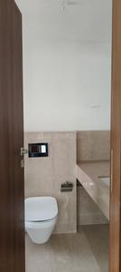 Bathroom Image of 2000 Sq.ft 3 BHK Apartment / Flat for rent in Piramal Mahalaxmi South Tower, Worli Mumbai for Rs. 270000