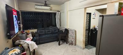 Bedroom Image of 1000 Sq.ft 2 BHK Apartment / Flat for sale in Malad West Mumbai for Rs. 17000000