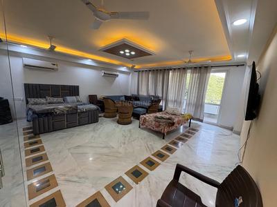4 BHK Independent Builder Floor