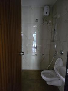 Bathroom Image of 550 Sq.ft 1 BHK Apartment / Flat for rent in Raunak Bliss, Kasarvadavali Thane for Rs. 20000