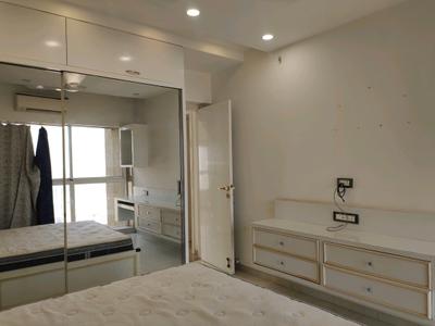 Bedroom Image of 2250 Sq.ft 4 BHK Apartment / Flat for sale in Runwal Elegante, Andheri West Mumbai for Rs. 115000008