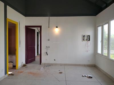 Nine O Nine Sportsland Activity Farms Living Room 1