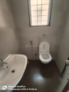 Bathroom Image of 1044 Sq.ft 2 BHK Apartment / Flat for sale in Pinnac West End Residency Wing E, Warje Pune for Rs. 10000000