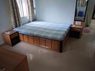 Bedroom Image of 1000 Sq.ft 3 BHK Apartment / Flat for sale in Raj Navin Asha CHS, Dadar East Mumbai for Rs. 45000000