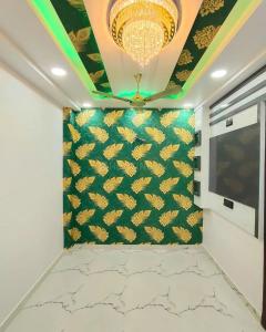 Bedroom Image of 650 Sq.ft 2 BHK Builder Floor for sale in Govindpuri New Delhi for Rs. 4200000
