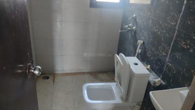 Bathroom Image of 450 Sq.ft 1 RK Apartment / Flat for rent in Shri Radha Vintage, Nagla Sadola Mathura for Rs. 7000