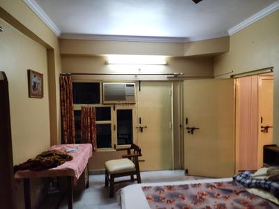 Bedroom Image of 1750 Sq.ft 3 BHK Apartment / Flat for sale in Hazratganj Lucknow for Rs. 10000000