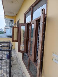 Balcony Image of 575 Sq.ft 1 RK Builder Floor for rent in Vasundhara Ghaziabad for Rs. 8600