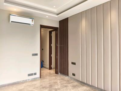 Bedroom Image of 2500 Sq.ft 4 BHK Builder Floor for sale in Greenwood City Floors, Sector 45 Gurgaon for Rs. 44000000