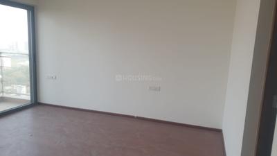 Bedroom Image of 1000 Sq.ft 2 BHK Apartment / Flat for sale in Amanora Future Towers, Hadapsar Pune for Rs. 12500000