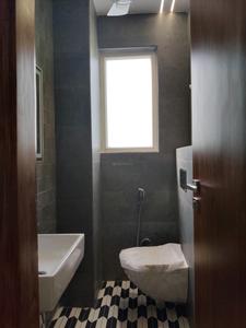 Common Bathroom Image of 2190 Sq.ft 4 BHK Builder Floor for sale in Indirapuram Ghaziabad for Rs. 23500000