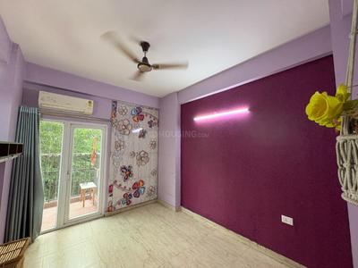 Bedroom Image of 1000 Sq.ft 2.5 BHK Apartment / Flat for sale in Panchsheel Pratishtha, Sector 75 Noida for Rs. 17800000