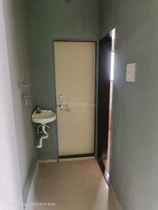 Bathroom Image of 1200 Sq.ft 1 BHK Independent House for rent in Moti Nagar Latur for Rs. 10000