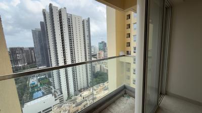 Balcony Image of 850 Sq.ft 2 BHK Apartment / Flat for sale in Sheth Montana, Mulund West Mumbai for Rs. 19100000