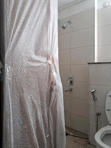 Common Bathroom Image of 1545 Sq.ft 3 BHK Apartment / Flat for sale in Godrej Woods, Sector 43 Noida for Rs. 32500000