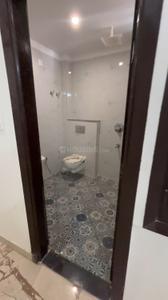 Bathroom Image of 1250 Sq.ft 3 BHK Apartment / Flat for sale in Pochanpur Colony New Delhi for Rs. 10500000