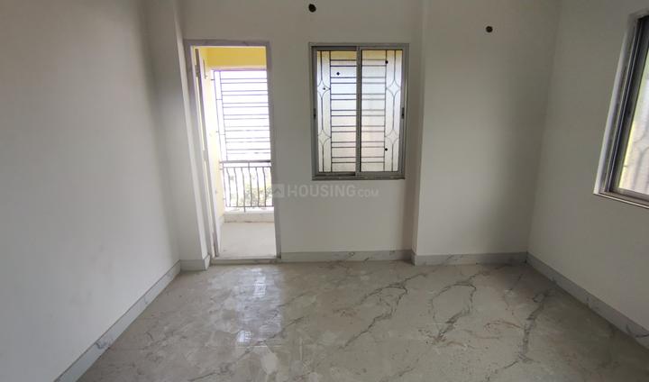 Pratyee 1 Main Image 1