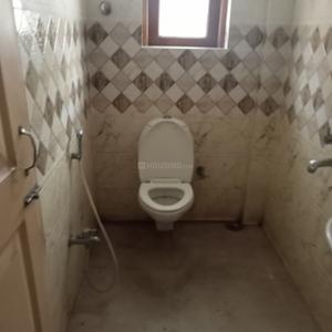 Bathroom Image of 2800 Sq.ft 5 BHK Independent House for sale in Kalighat Kolkata for Rs. 30000000