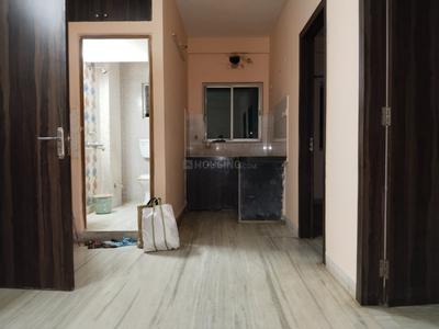 Hall Image of 800 Sq.ft 2 BHK Apartment / Flat for rent in Picnic Garden Kolkata for Rs. 11500