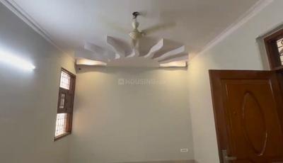 Bedroom Image of 2700 Sq.ft 4 BHK Builder Floor for sale in Janakpuri New Delhi for Rs. 50000000