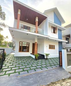 Image of 1960 Sq.ft 4 BHK Independent House for sale in Kuzhivelippady, Kochi for Rs. 9000000