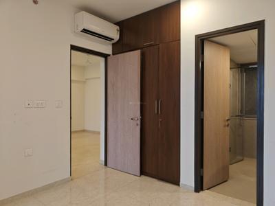 Bedroom Image of 2000 Sq.ft 4 BHK Apartment / Flat for sale in Lodha Aura, Sion Mumbai for Rs. 85000000