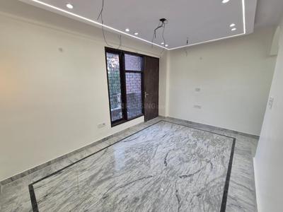 Bedroom Image of 1000 Sq.ft 2 BHK Builder Floor for sale in Ramesh Nagar New Delhi for Rs. 14100000