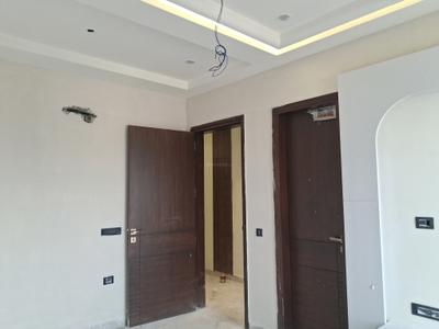 Bedroom Image of 1800 Sq.ft 3 BHK Builder Floor for sale in Paschim Vihar New Delhi for Rs. 40000000