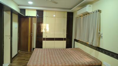 Bedroom Image of 1000 Sq.ft 2 BHK Apartment / Flat for rent in Neel Tarang, Shivaji Park Mumbai for Rs. 150000