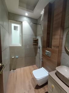 Bathroom Image of 915 Sq.ft 2 BHK Builder Floor for rent in Rajouri Garden New Delhi for Rs. 35000