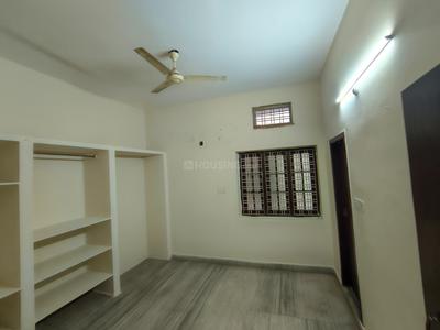 Bedroom Image of 1100 Sq.ft 2 BHK Apartment / Flat for rent in Neknampur Hyderabad for Rs. 24500