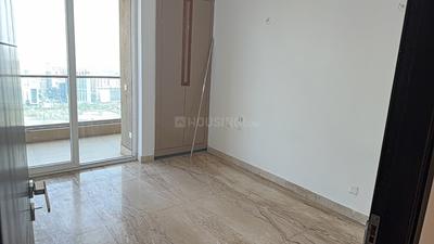 Bedroom Image of 3485 Sq.ft 5 BHK Apartment / Flat for rent in Supertech Supernova, Sector 94 Noida for Rs. 134900