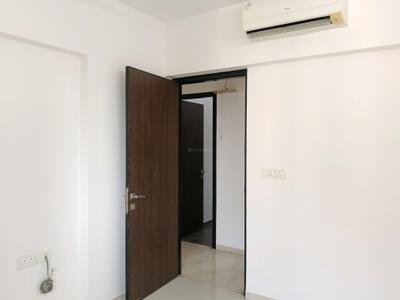 Bedroom Image of 650 Sq.ft 2 BHK Apartment / Flat for rent in Lodha Splendora, Thane West Thane for Rs. 27000
