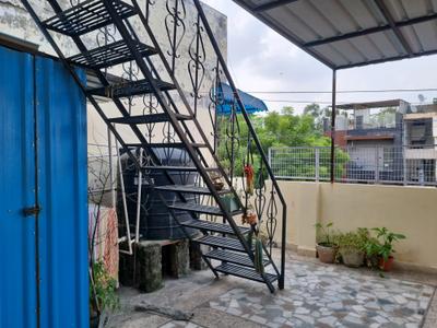 Terrace Image of 1000 Sq.ft 1 BHK Apartment / Flat for rent in Janakpuri New Delhi for Rs. 25000