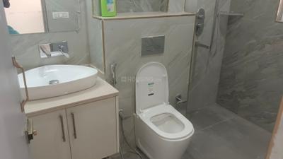Image of 2200 Sq.ft 3 BHK Apartment / Flat for rent in Sector 19 Dwarka, New Delhi for Rs. 85000