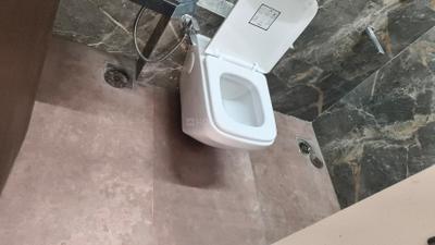 Bathroom Image of 510 Sq.ft 1 BHK Apartment / Flat for sale in Borivali West Mumbai for Rs. 16000000