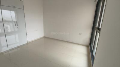 Bedroom Image of 700 Sq.ft 2 BHK Apartment / Flat for rent in Runwal Eirene, Thane West Thane for Rs. 33000