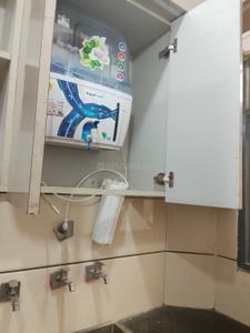 Bathroom Image of 800 Sq.ft 2 BHK Builder Floor for rent in Uttam Nagar New Delhi for Rs. 16500