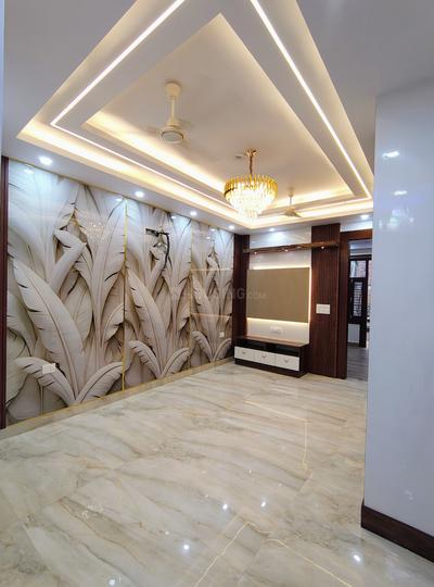 Ridge 52 Main Image 1