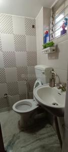 Bathroom Image of 826 Sq.ft 2 BHK Apartment / Flat for sale in Omkar Urvashi Apartment, Keshtopur Kolkata for Rs. 4500000