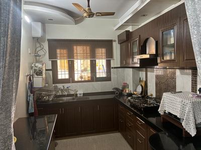 Kitchen Image of 1500 Sq.ft 3 BHK Builder Floor for rent in Govindpuri Jaipur for Rs. 35000
