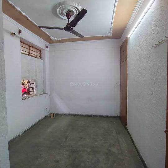 1 BHK Flat for rent in Sector 18 Rohini, New Delhi 550 Sqft