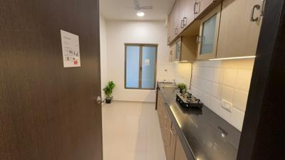Kitchen Image of 1050 Sq.ft 3 BHK Apartment / Flat for sale in Oberoi Woods, Goregaon East Mumbai for Rs. 49500000