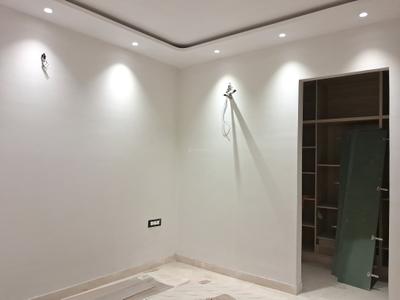 Bedroom Image of 1800 Sq.ft 3 BHK Builder Floor for sale in Paschim Vihar New Delhi for Rs. 36500000