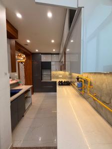 Kitchen Image of 1600 Sq.ft 3 BHK Apartment / Flat for rent in Omaxe The Palace, Gomti Nagar Lucknow for Rs. 60000